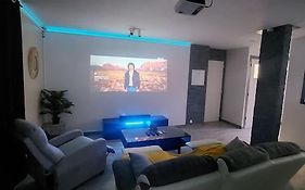 Cinema A Domicile